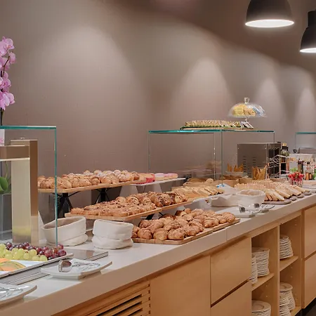 Nh Buenos Aires Hotel 4*